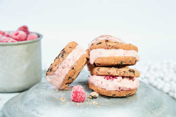 Ice cream sandwiches with strawberry.