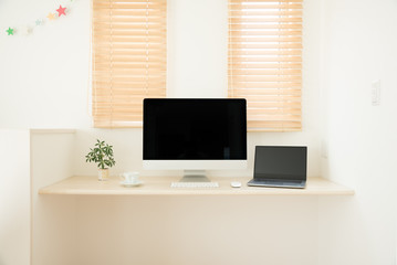 リビングにあるパソコンスペース