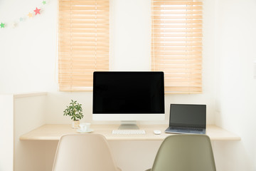 リビングにあるパソコンスペース