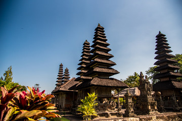 Fototapeta na wymiar Temple Garden - Bali
