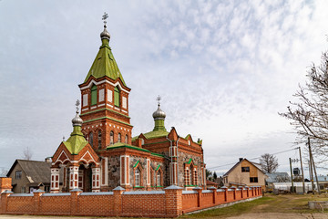 Fototapeta na wymiar Die Epiphany Orthodox Kirche in Lohusuu aus dem Jahr 1898