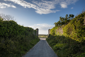 Kleine Straße in Wales