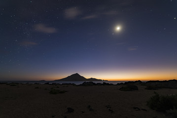 Fototapeta na wymiar Pan de Azúcar, is located between the region of Atacama and Antofagasta, Chile. This Photograph was captured during the night of the end of August of 2017