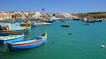 Fototapeta na wymiar Petit port de Marsaxlokk à Malte