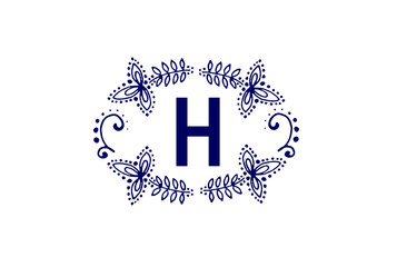 Obraz premium Luxury Letter H Logo Design. Simple Elegant Monogram Vector.