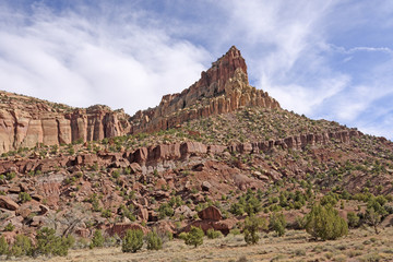 Naklejka na ściany i meble Dramatic Formations in a Desert Canyon