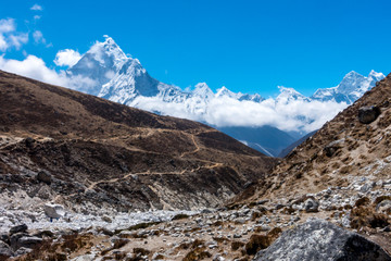 Fototapeta na wymiar Ama Dablam mountain range, way from Dingboche to Lobuche, Everest base camp trek, Himalayas, Nepal