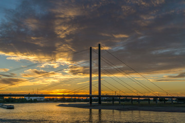 Obraz premium Sunset on the river