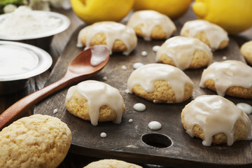Fototapeta na wymiar Lemon glaze cookies