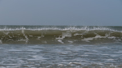 Wellen am Strand von Borkum