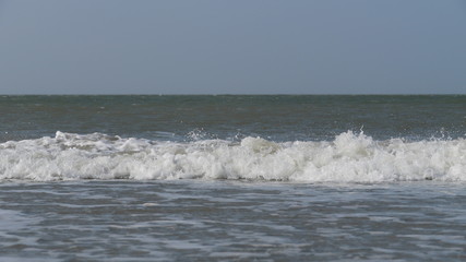 Wellen am Strand von Borkum