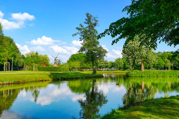 Fototapeta premium Stadtpark Papenburg, Emsland
