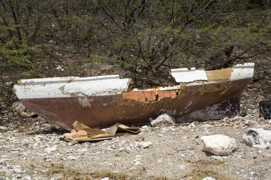 Uraltes kaputtes Boot