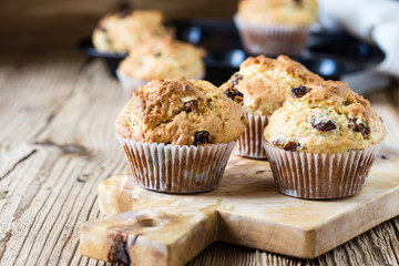 Breakfast cornmeal muffins with raisins