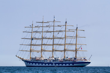 Fünfmastiges Segelschiff