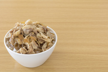 大盛りの牛丼