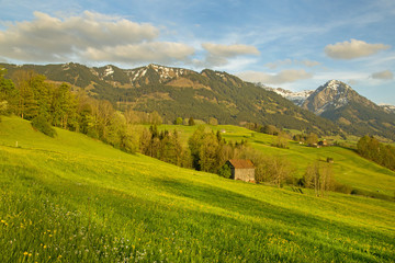 Fototapeta premium Allgäu - Rubihorn - Frühling - Malerwinkel - Mai