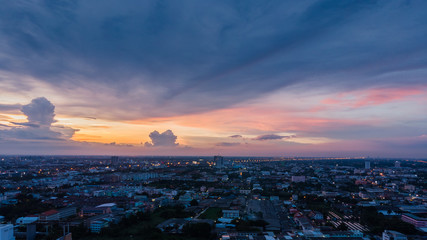 Fototapeta premium city and sunset
