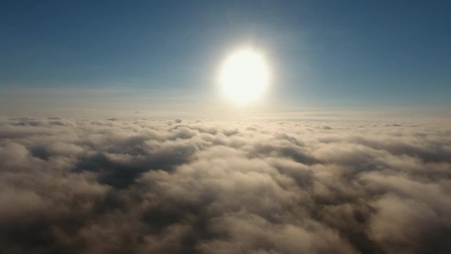 Drone Sobre Nuvens, Por do Sol, Nascer do Sol, C&eacute;u