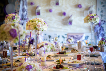 Table setting at a luxury wedding reception