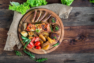 Barbecue - Grillen - Fleisch - Catering - Buffet