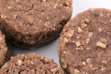 Biscotti con cioccolato e nocciole