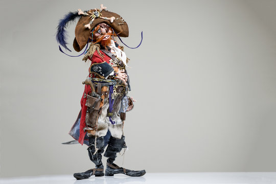 Porcelain clay young redhead pirate beard vintage