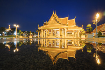 Fototapeta premium Royal Pavilion Mahajetsadabadin,Wat Ratchanatdaram Worawihan temple at Bangkok, Thailand.
