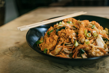 Chinese Chicken Chow Mein