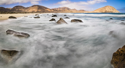 "Playa Blanca" in "Pan de Azucar" National Park in North Chile with the Atacama Desert sands ending on the Pacific Ocean waters, maybe the best beaches in Chile