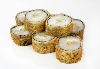 Warm rolls Tidori (tuna, Philadelphia cheese, Masago, avocado)