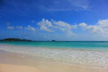 Fototapeta na wymiar plages désertes aux Seychelles 