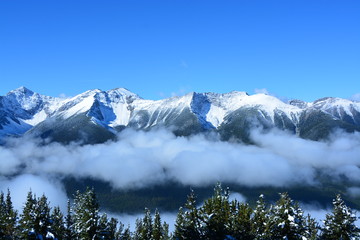 カナダバンフ郊外のサルファー山
