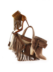 Women's set of fashion accessories: shoes and handbag.