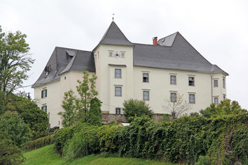 Fototapeta na wymiar Schloss Burgstall in der Steiermark
