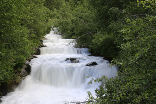 Wasserfall in Schlanders, softig, S&uuml;dtirol, Italien, Europa