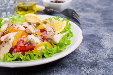 Fish fillet with raw vegetables