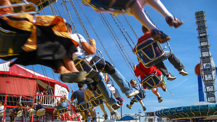 Kettenkarussel auf dem Münchner Oktoberfest, München, Bayern.