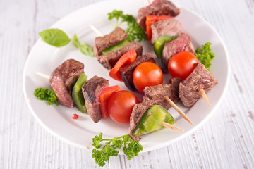 beef and tomato skewer