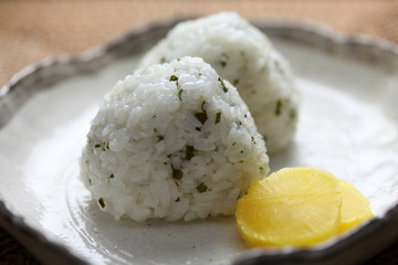 わかめのおにぎり