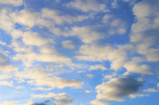 Himmel mit Wolken