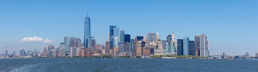 Fototapeta na wymiar Lower Manhattan skyscrapers and One World Trade Center