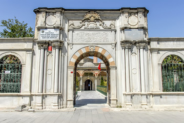 Obraz premium Istanbul, Turkey, 1 September 2007: Eyup Sultan Mosque