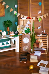 Vintage Decals on the theme of a small traveler with themed kandibar with airplanes, garlands,...