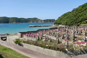 頭ケ島天主堂のキリシタン墓地