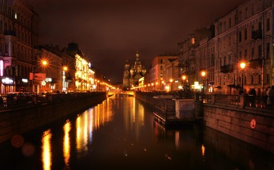 Fototapeta na wymiar St. Petersburg city night river architecture lights evening 