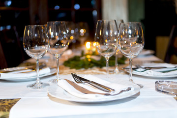 luxury elegant table setting dinner in a restaurant