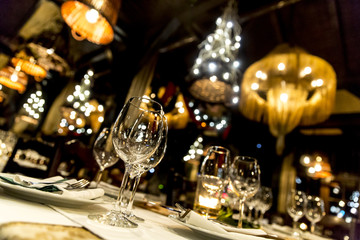 Fototapeta na wymiar luxury elegant table setting dinner in a restaurant