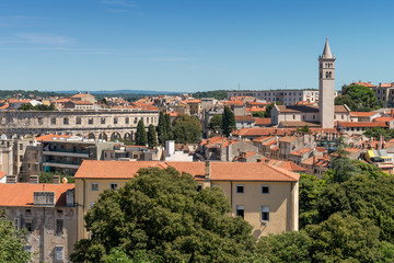 Fototapeta premium Blick über Pula