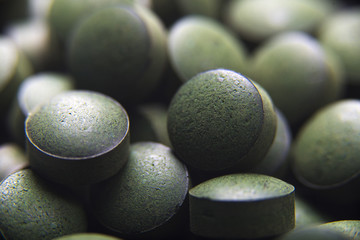 Comprimés de Spiruline artisanale source de vitamines, d'antioxydants et d'oligo-elements. Algue bleu-vert, Complément alimentaire